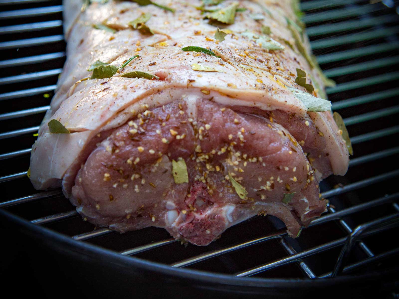 Spanferkel auf Grill
