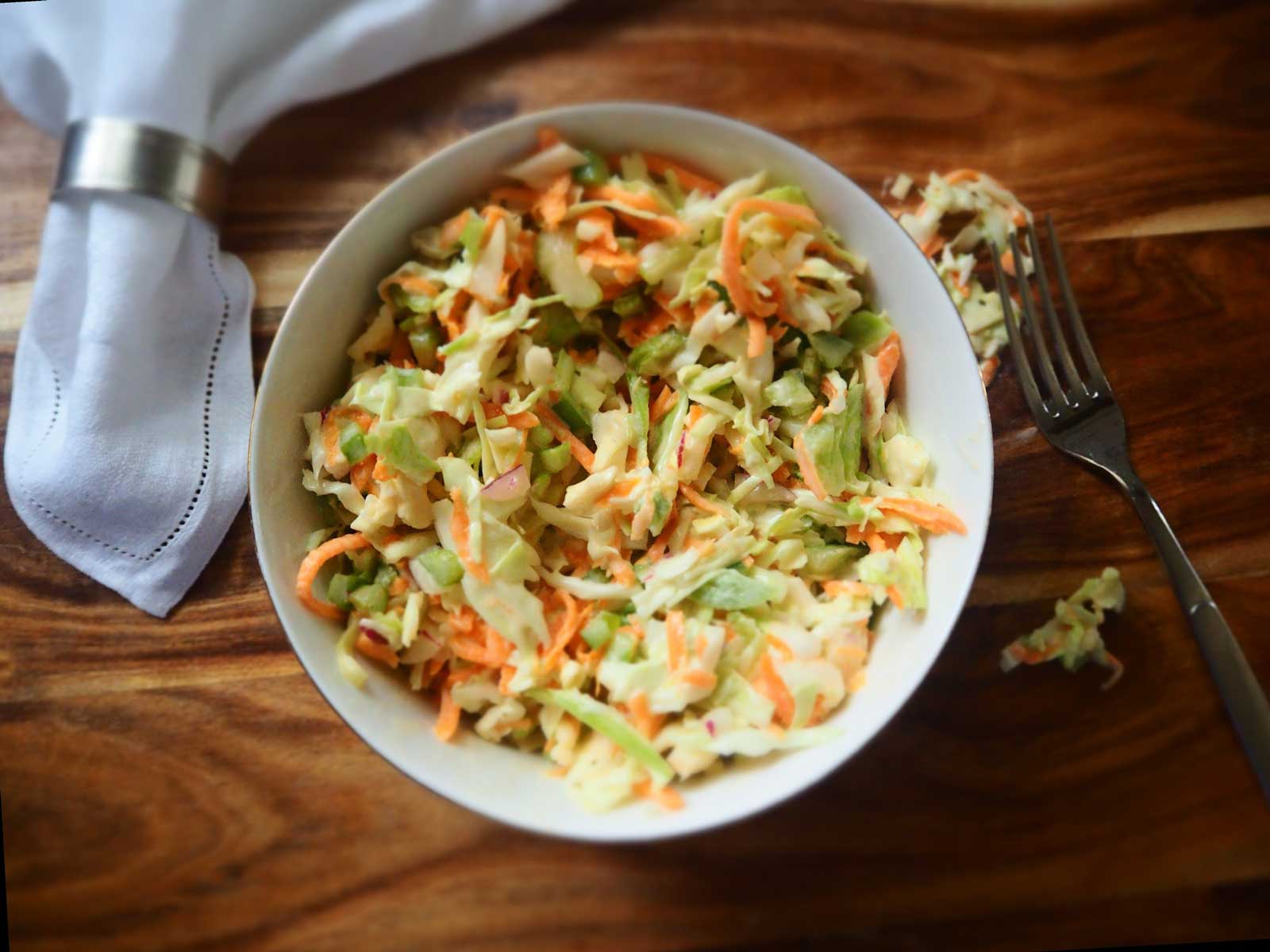Krautsalat in Schüssel