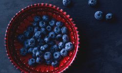Blaubaeeren in Schüssel