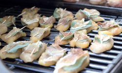 Gegrillte Saltimbocca Hühnchen